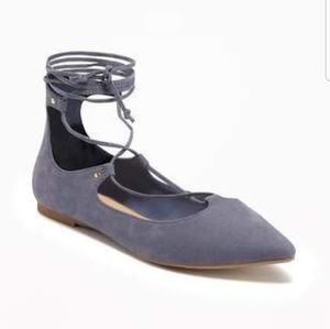 NWOT Ghillie Lace up Flats